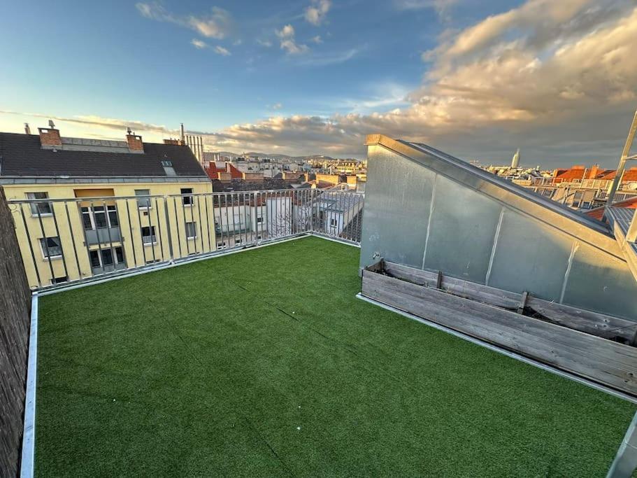 Scenic Rooftop Flat With Terrace 비엔나 외부 사진